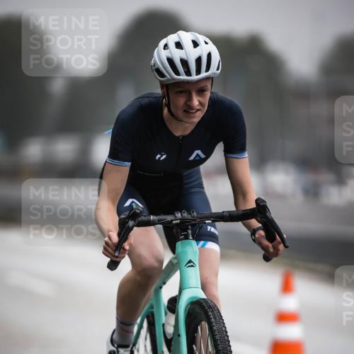 16.08.2026 - KN Förde Triathlon 2026 H.Heesch http://msf.ph/oto/9971311 16.08.2026 09:59:22 Radfahren 201, 268 meine-sportfotos.de
