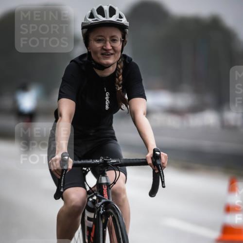 16.08.2026 - KN Förde Triathlon 2026 H.Heesch http://msf.ph/oto/9971347 16.08.2026 09:59:41 Radfahren 183, 263 meine-sportfotos.de