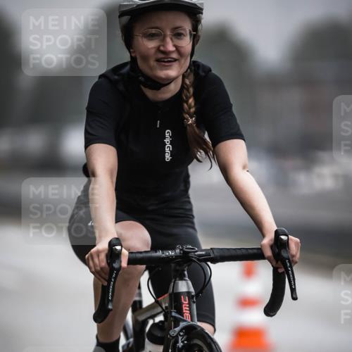 16.08.2026 - KN Förde Triathlon 2026 H.Heesch http://msf.ph/oto/9971351 16.08.2026 09:59:41 Radfahren 183, 263 meine-sportfotos.de