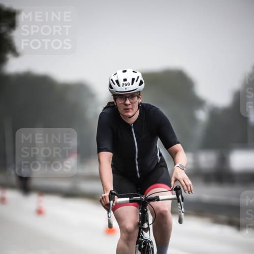 16.08.2026 - KN Förde Triathlon 2026 H.Heesch http://msf.ph/oto/9971395 16.08.2026 10:00:06 Radfahren 244, 250 meine-sportfotos.de