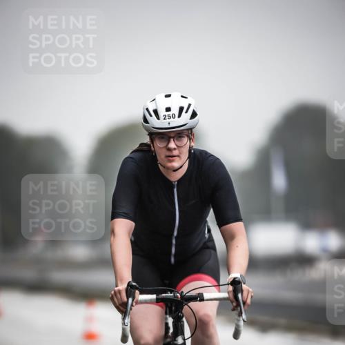 16.08.2026 - KN Förde Triathlon 2026 H.Heesch http://msf.ph/oto/9971400 16.08.2026 10:00:06 Radfahren 244, 250 meine-sportfotos.de