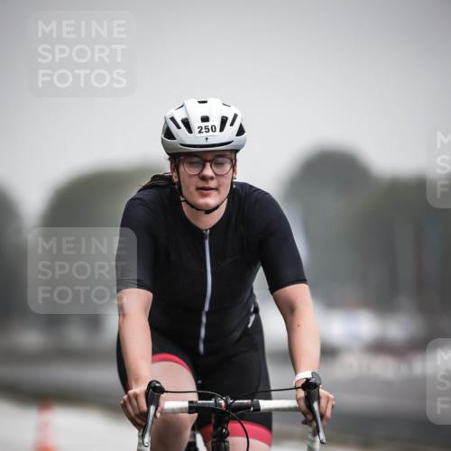 16.08.2026 - KN Förde Triathlon 2026 H.Heesch http://msf.ph/oto/9971403 16.08.2026 10:00:06 Radfahren 244, 250 meine-sportfotos.de