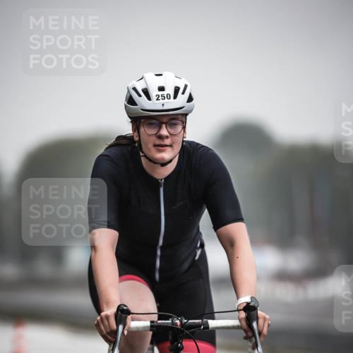 16.08.2026 - KN Förde Triathlon 2026 H.Heesch http://msf.ph/oto/9971404 16.08.2026 10:00:07 Radfahren 244, 250 meine-sportfotos.de