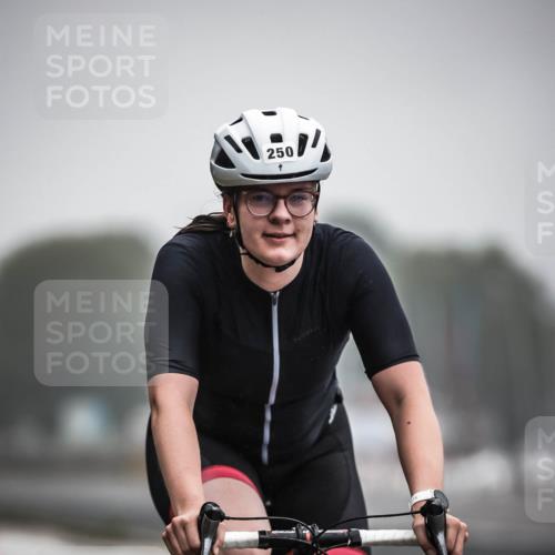 16.08.2026 - KN Förde Triathlon 2026 H.Heesch http://msf.ph/oto/9971406 16.08.2026 10:00:07 Radfahren 244, 250 meine-sportfotos.de