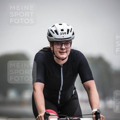 16.08.2026 - KN Förde Triathlon 2026 H.Heesch http://msf.ph/oto/9971407 16.08.2026 10:00:07 Radfahren 244, 250 meine-sportfotos.de