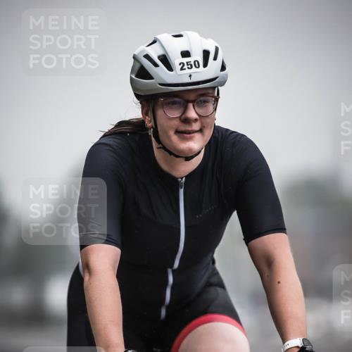 16.08.2026 - KN Förde Triathlon 2026 H.Heesch http://msf.ph/oto/9971410 16.08.2026 10:00:07 Radfahren 244, 250 meine-sportfotos.de