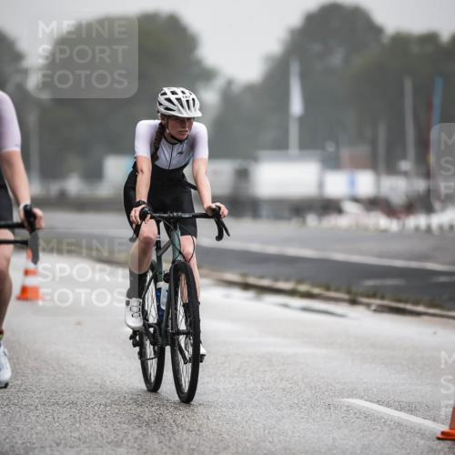 16.08.2026 - KN Förde Triathlon 2026 H.Heesch http://msf.ph/oto/9971416 16.08.2026 10:00:11 Radfahren 244 meine-sportfotos.de