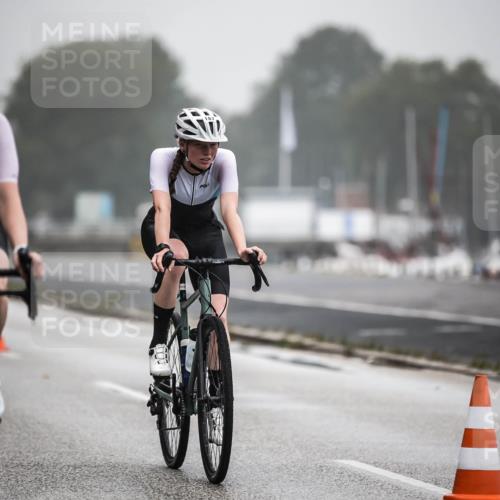 16.08.2026 - KN Förde Triathlon 2026 H.Heesch http://msf.ph/oto/9971419 16.08.2026 10:00:11 Radfahren 244 meine-sportfotos.de