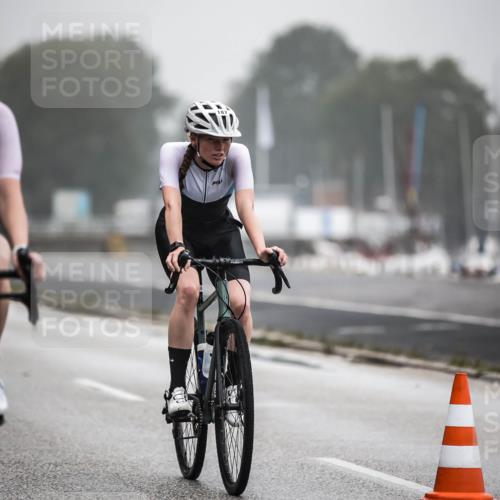 16.08.2026 - KN Förde Triathlon 2026 H.Heesch http://msf.ph/oto/9971421 16.08.2026 10:00:11 Radfahren 244 meine-sportfotos.de