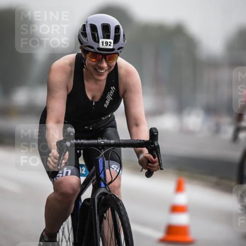 16.08.2026 - KN Förde Triathlon 2026 H.Heesch http://msf.ph/oto/9971451 16.08.2026 10:00:15 Radfahren 123, 215 meine-sportfotos.de