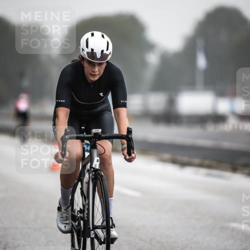 16.08.2026 - KN Förde Triathlon 2026 H.Heesch http://msf.ph/oto/9971466 16.08.2026 10:00:21 Radfahren 215, 267 meine-sportfotos.de
