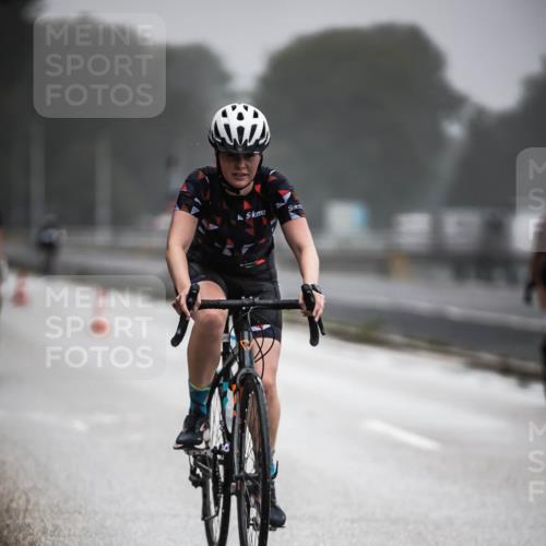 16.08.2026 - KN Förde Triathlon 2026 H.Heesch http://msf.ph/oto/9971543 16.08.2026 10:00:43 Radfahren 200, 242, 246, 248 meine-sportfotos.de