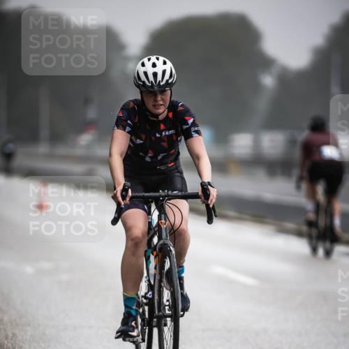 16.08.2026 - KN Förde Triathlon 2026 H.Heesch http://msf.ph/oto/9971546 16.08.2026 10:00:43 Radfahren 200, 242, 246, 248 meine-sportfotos.de