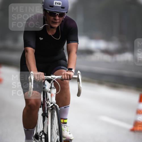 16.08.2026 - KN Förde Triathlon 2026 H.Heesch http://msf.ph/oto/9971582 16.08.2026 10:00:47 Radfahren 200, 246, 248 meine-sportfotos.de