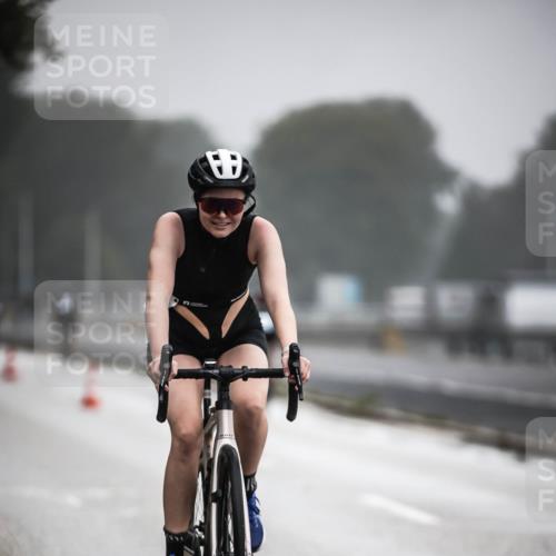 16.08.2026 - KN Förde Triathlon 2026 H.Heesch http://msf.ph/oto/9971591 16.08.2026 10:00:56 Radfahren 228, 238, 243 meine-sportfotos.de