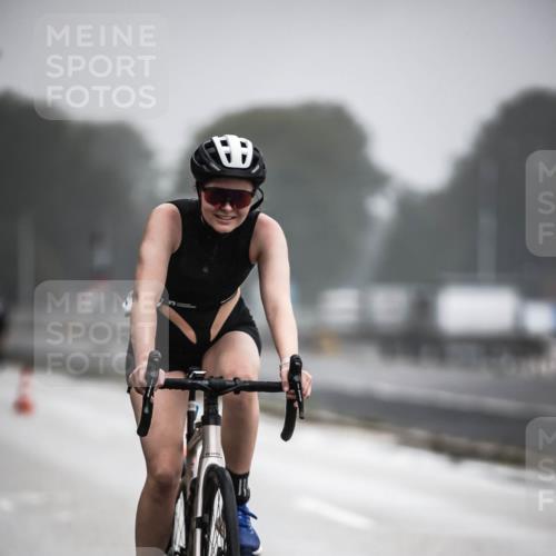 16.08.2026 - KN Förde Triathlon 2026 H.Heesch http://msf.ph/oto/9971595 16.08.2026 10:00:56 Radfahren 228, 238, 243 meine-sportfotos.de