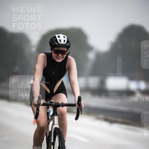 16.08.2026 - KN Förde Triathlon 2026 H.Heesch http://msf.ph/oto/9971597 16.08.2026 10:00:56 Radfahren 228, 238, 243 meine-sportfotos.de