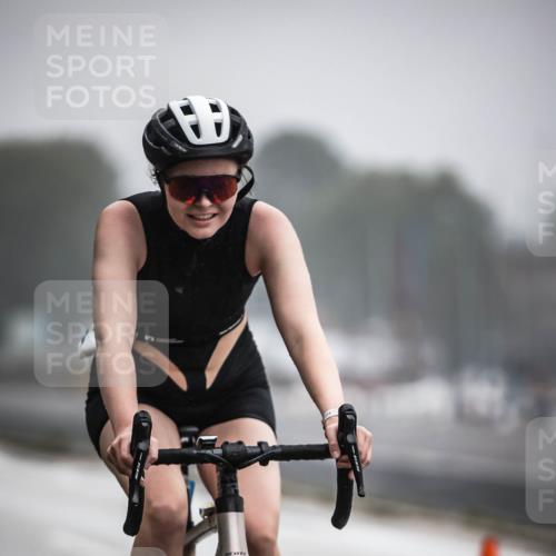 16.08.2026 - KN Förde Triathlon 2026 H.Heesch http://msf.ph/oto/9971606 16.08.2026 10:00:57 Radfahren 228, 238, 243 meine-sportfotos.de