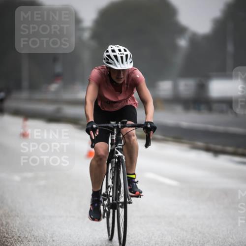16.08.2026 - KN Förde Triathlon 2026 H.Heesch http://msf.ph/oto/9971632 16.08.2026 10:01:02 Radfahren 212, 243 meine-sportfotos.de