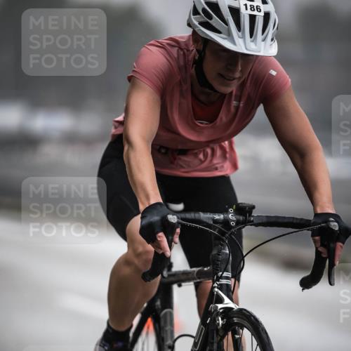 16.08.2026 - KN Förde Triathlon 2026 H.Heesch http://msf.ph/oto/9971649 16.08.2026 10:01:03 Radfahren 212, 243 meine-sportfotos.de
