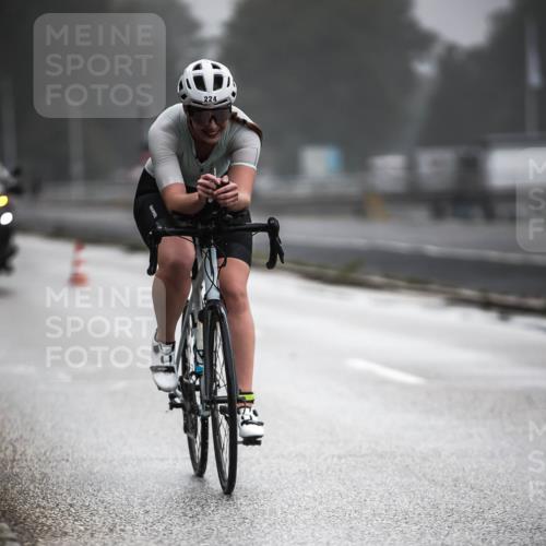 16.08.2026 - KN Förde Triathlon 2026 H.Heesch http://msf.ph/oto/9971654 16.08.2026 10:01:09 Radfahren 190, 212, 224 meine-sportfotos.de