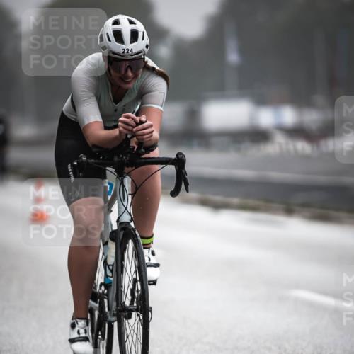 16.08.2026 - KN Förde Triathlon 2026 H.Heesch http://msf.ph/oto/9971665 16.08.2026 10:01:09 Radfahren 190, 212, 224 meine-sportfotos.de