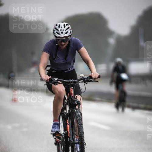 16.08.2026 - KN Förde Triathlon 2026 H.Heesch http://msf.ph/oto/9971688 16.08.2026 10:01:24 Radfahren 217, 252 meine-sportfotos.de