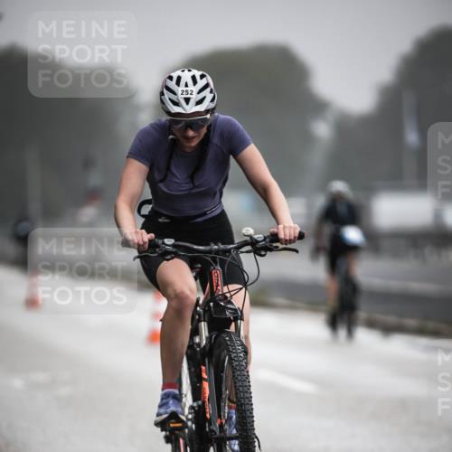 16.08.2026 - KN Förde Triathlon 2026 H.Heesch http://msf.ph/oto/9971689 16.08.2026 10:01:24 Radfahren 217, 252 meine-sportfotos.de