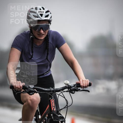 16.08.2026 - KN Förde Triathlon 2026 H.Heesch http://msf.ph/oto/9971704 16.08.2026 10:01:25 Radfahren 217, 252 meine-sportfotos.de