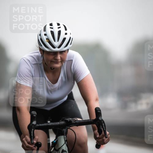 16.08.2026 - KN Förde Triathlon 2026 H.Heesch http://msf.ph/oto/9971718 16.08.2026 10:01:33 Radfahren 163, 191, 194 meine-sportfotos.de