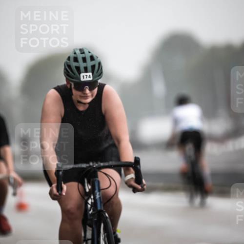 16.08.2026 - KN Förde Triathlon 2026 H.Heesch http://msf.ph/oto/9971743 16.08.2026 10:01:38 Radfahren 163, 191, 239, 245, 255 meine-sportfotos.de
