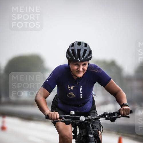 16.08.2026 - KN Förde Triathlon 2026 H.Heesch http://msf.ph/oto/9971836 16.08.2026 10:02:28 Radfahren 188, 236, 263 meine-sportfotos.de