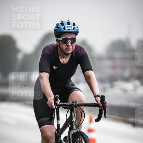 16.08.2026 - KN Förde Triathlon 2026 H.Heesch http://msf.ph/oto/9971916 16.08.2026 10:02:49 Radfahren 181, 233, 234, 253, 266 meine-sportfotos.de