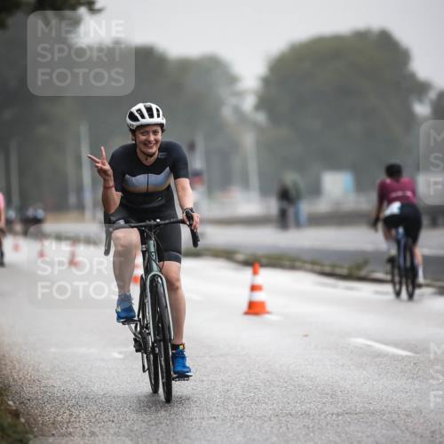 16.08.2026 - KN Förde Triathlon 2026 H.Heesch http://msf.ph/oto/9971942 16.08.2026 10:03:13 Radfahren 152, 193, 232 meine-sportfotos.de