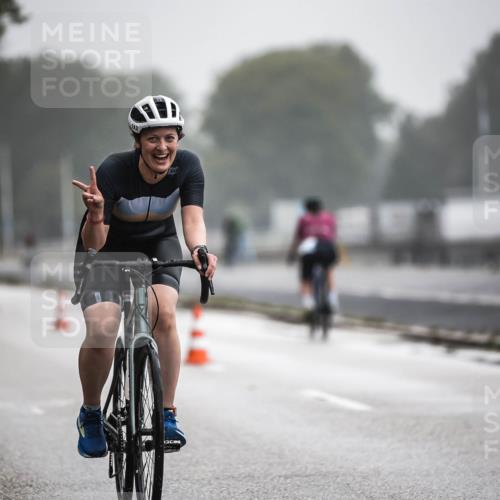 16.08.2026 - KN Förde Triathlon 2026 H.Heesch http://msf.ph/oto/9971952 16.08.2026 10:03:14 Radfahren 152, 193, 232 meine-sportfotos.de