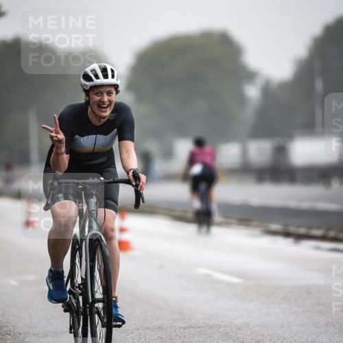 16.08.2026 - KN Förde Triathlon 2026 H.Heesch http://msf.ph/oto/9971953 16.08.2026 10:03:14 Radfahren 152, 193, 232 meine-sportfotos.de