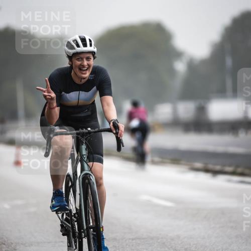 16.08.2026 - KN Förde Triathlon 2026 H.Heesch http://msf.ph/oto/9971956 16.08.2026 10:03:14 Radfahren 152, 193, 232 meine-sportfotos.de