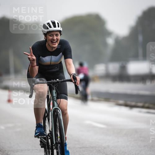 16.08.2026 - KN Förde Triathlon 2026 H.Heesch http://msf.ph/oto/9971957 16.08.2026 10:03:14 Radfahren 152, 193, 232 meine-sportfotos.de