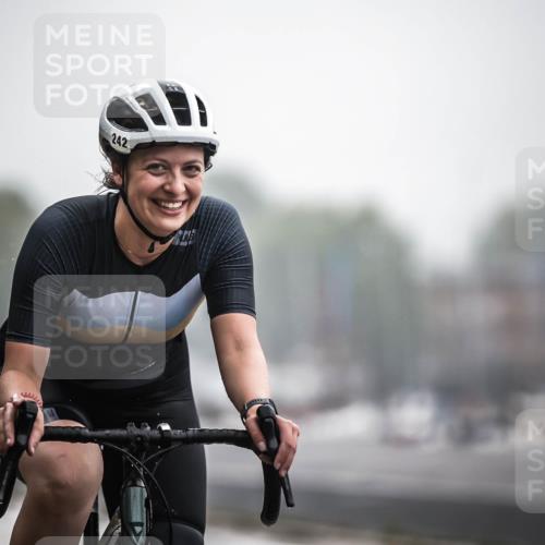 16.08.2026 - KN Förde Triathlon 2026 H.Heesch http://msf.ph/oto/9971969 16.08.2026 10:03:15 Radfahren 152, 193, 232, 244 meine-sportfotos.de