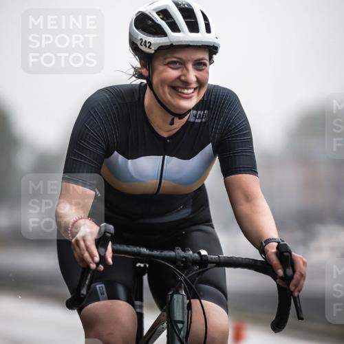16.08.2026 - KN Förde Triathlon 2026 H.Heesch http://msf.ph/oto/9971972 16.08.2026 10:03:15 Radfahren 152, 193, 232, 244 meine-sportfotos.de