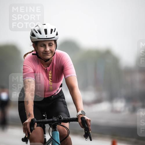 16.08.2026 - KN Förde Triathlon 2026 H.Heesch http://msf.ph/oto/9971980 16.08.2026 10:03:20 Radfahren 241, 244 meine-sportfotos.de