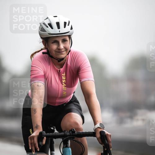 16.08.2026 - KN Förde Triathlon 2026 H.Heesch http://msf.ph/oto/9971983 16.08.2026 10:03:20 Radfahren 241, 244 meine-sportfotos.de