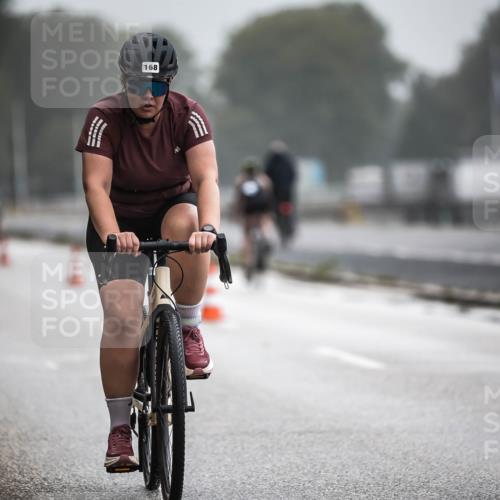 16.08.2026 - KN Förde Triathlon 2026 H.Heesch http://msf.ph/oto/9972006 16.08.2026 10:03:33 Radfahren  meine-sportfotos.de