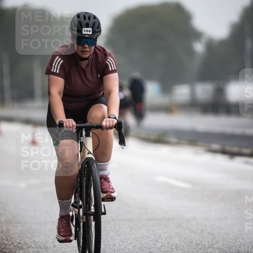 16.08.2026 - KN Förde Triathlon 2026 H.Heesch http://msf.ph/oto/9972008 16.08.2026 10:03:33 Radfahren  meine-sportfotos.de