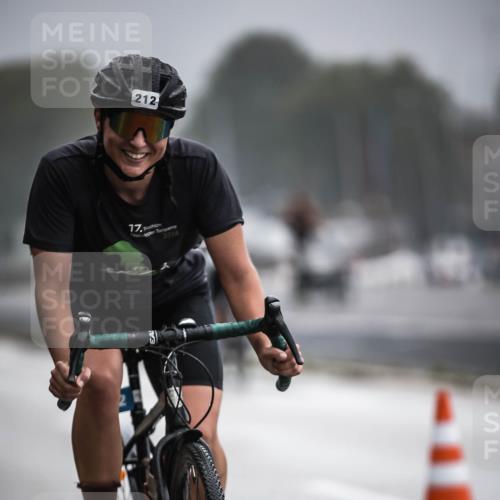 16.08.2026 - KN Förde Triathlon 2026 H.Heesch http://msf.ph/oto/9972046 16.08.2026 10:03:51 Radfahren 235 meine-sportfotos.de