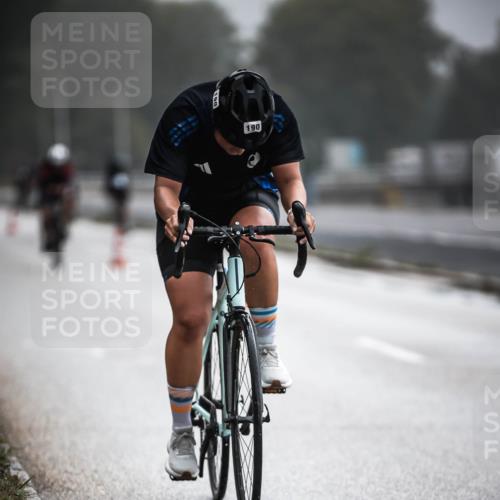16.08.2026 - KN Förde Triathlon 2026 H.Heesch http://msf.ph/oto/9972057 16.08.2026 10:04:01 Radfahren 240 meine-sportfotos.de