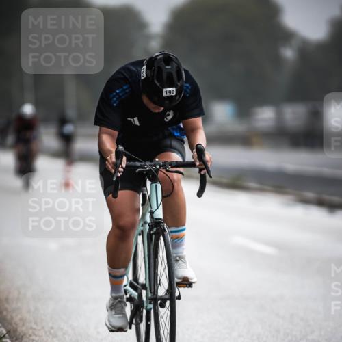 16.08.2026 - KN Förde Triathlon 2026 H.Heesch http://msf.ph/oto/9972058 16.08.2026 10:04:01 Radfahren 240 meine-sportfotos.de