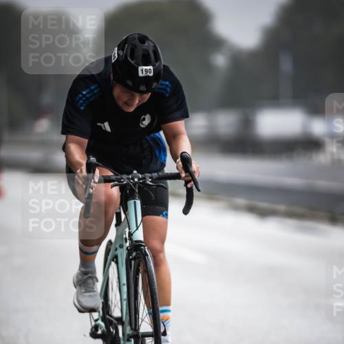 16.08.2026 - KN Förde Triathlon 2026 H.Heesch http://msf.ph/oto/9972063 16.08.2026 10:04:01 Radfahren 240 meine-sportfotos.de