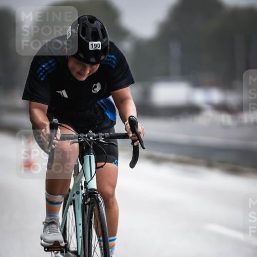 16.08.2026 - KN Förde Triathlon 2026 H.Heesch http://msf.ph/oto/9972066 16.08.2026 10:04:02 Radfahren 240 meine-sportfotos.de