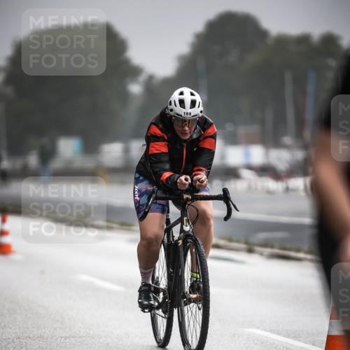 16.08.2026 - KN Förde Triathlon 2026 H.Heesch http://msf.ph/oto/9972086 16.08.2026 10:04:05 Radfahren 226, 240 meine-sportfotos.de